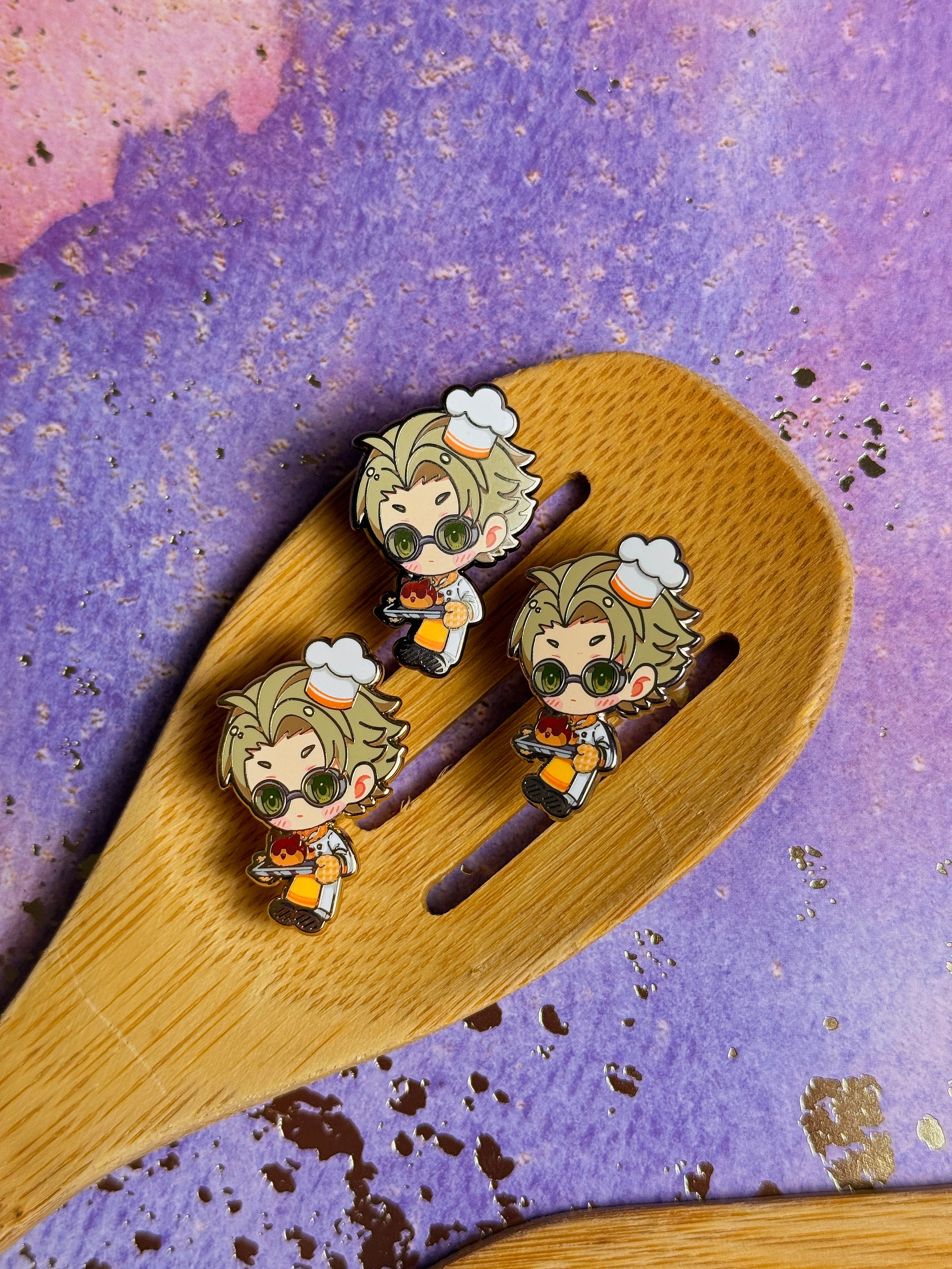 IN HAND: kiss the cook