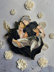 IN HAND: club pin extras