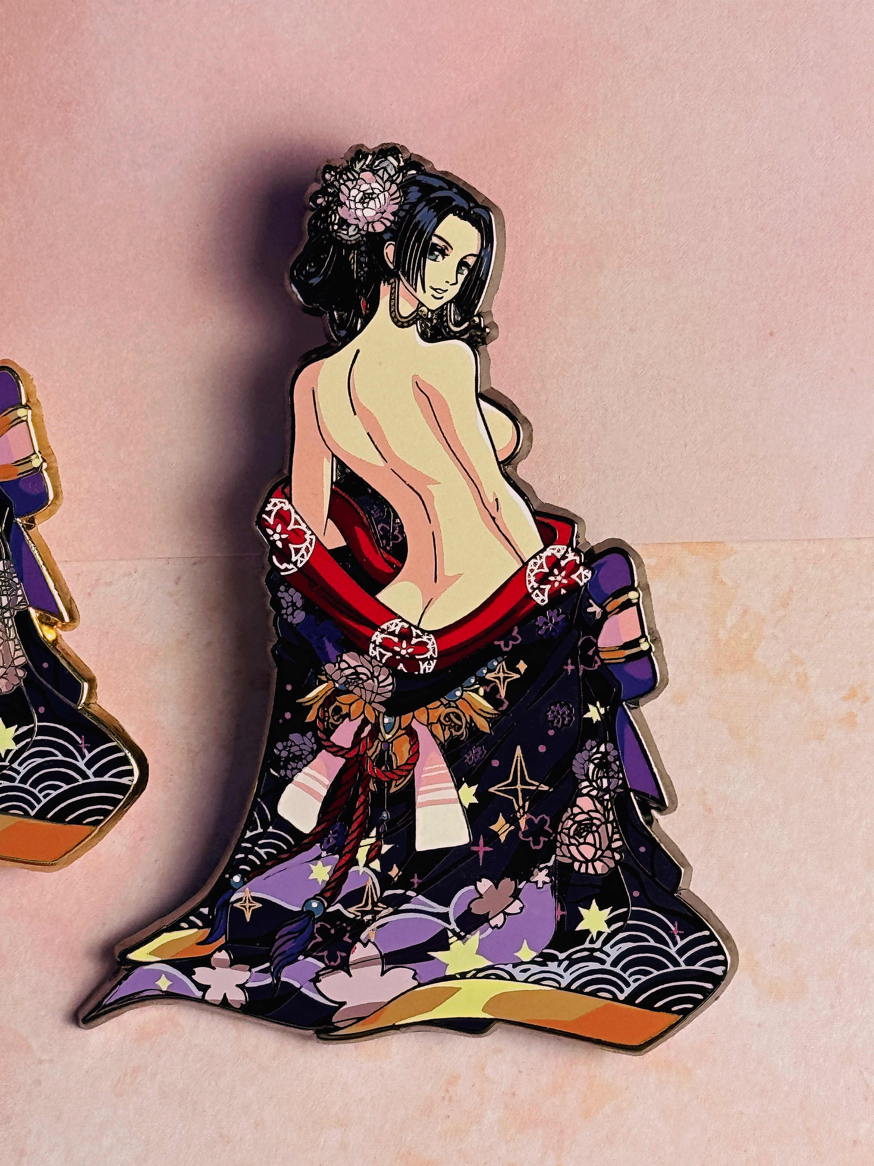 IN HAND: pirate empress