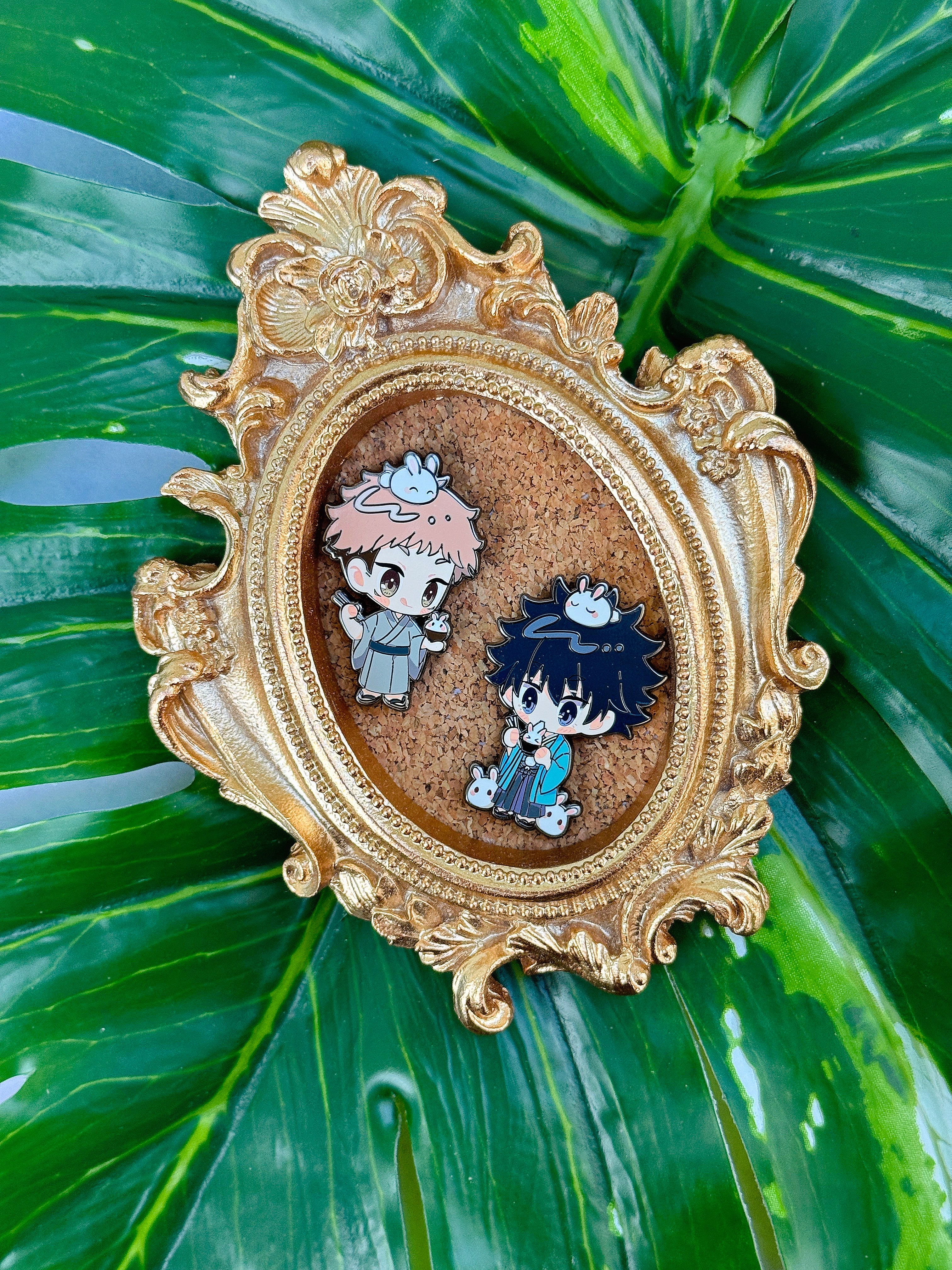 IN HAND: bunny boi chibis