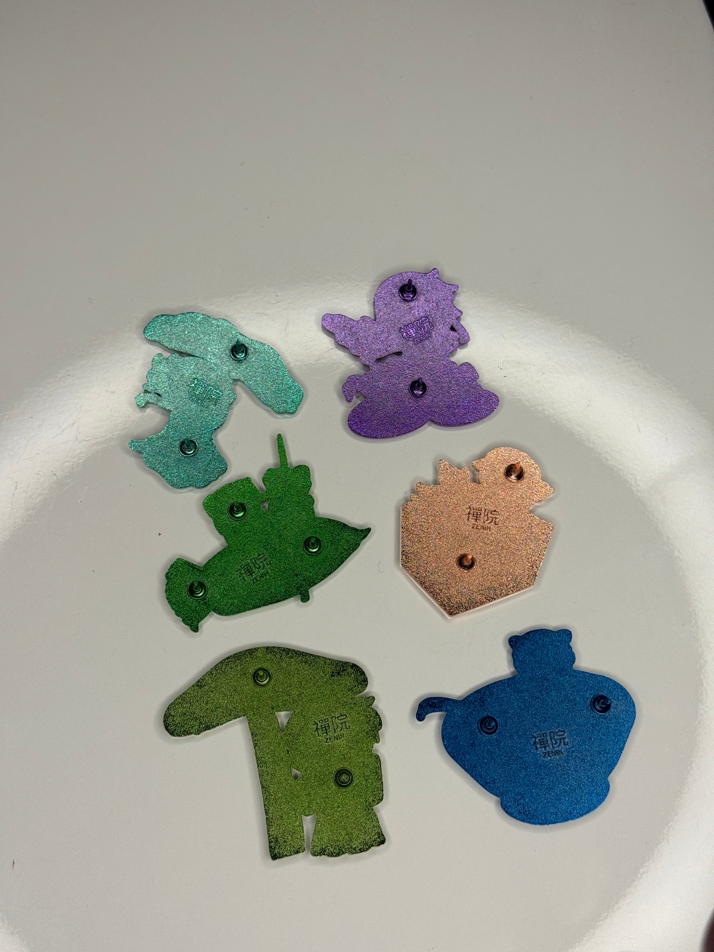 IN HAND: apothecary cheebs